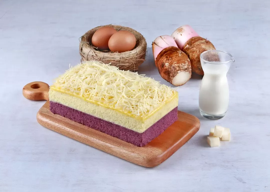 Oleh oleh Bogor - Lapis Bogor Sangkuriang