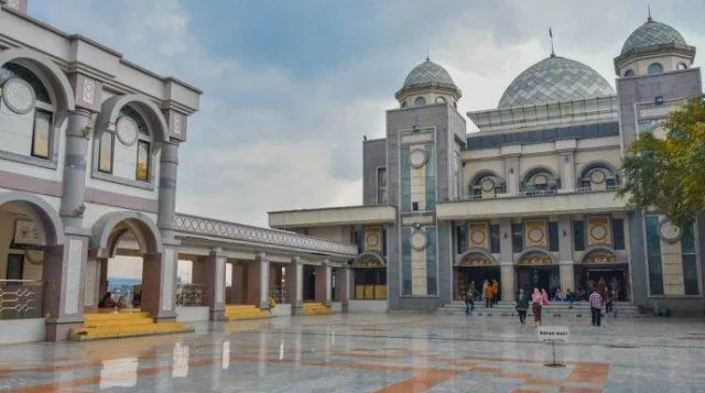 Tempat Wisata Islami Di Bogor
